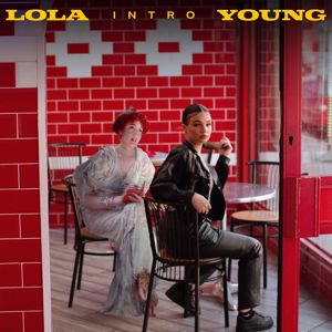 Lola Young: Intro