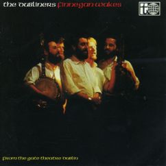 The Dubliners: McAlpine's Fusiliers (Live)