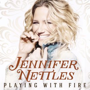 Jennifer Nettles: Playing With Fire