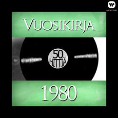 Katri Helena: Lantteja vain - Nickels and Dimes