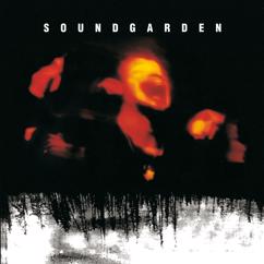 Soundgarden: Half