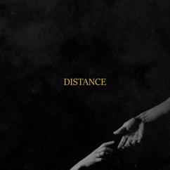 Dios Apollo: Distance