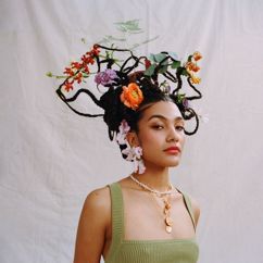 Olivia Dean: Slowly