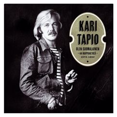 Kari Tapio: Olet kaikki - You're My World