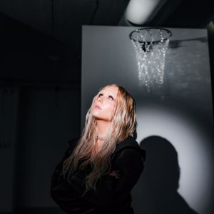 VIIVI: Kaikki päättyy meihin