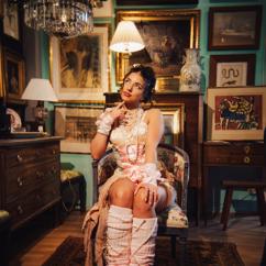 Leyla: Olosuhteet