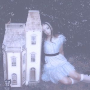 Isabel LaRosa: Hallucination