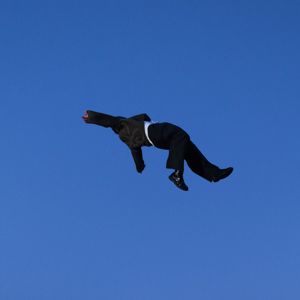 AK: Auttaa unohtaa