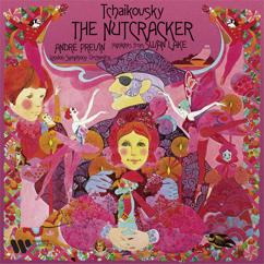 André Previn, London Symphony Orchestra: Tchaikovsky: The Nutcracker, Op. 71, Act 1, Scene 1: No. 6, Clara and the Nutcracker