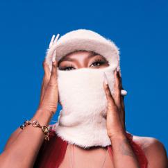 Aya Nakamura: Haut niveau