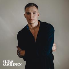 Elias Kaskinen: Meidän tässä kuuluisi rakastuu