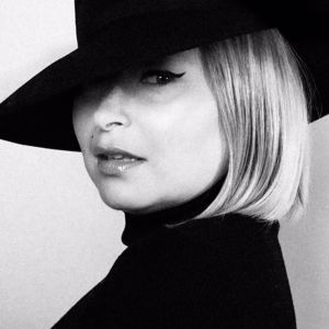 Anna Inginmaa: Kuolleen naisen kengät