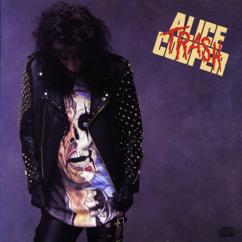 Alice Cooper: Bed of Nails