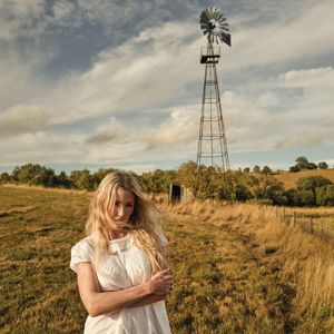 Ellie Goulding: Black Prada Dress (Acoustic)