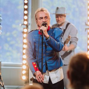 Freeman: Hitaammin hautaan (Vain elämää kausi 17)