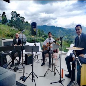 Eddie Páez feat. K - Fe Band: La Fórmula