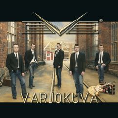 Varjokuva: Yö katseessasi