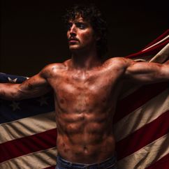 Benson Boone: Momma Song