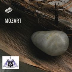 Ronan O'Hora: Wolfgang Amadeus Mozart: Piano Sonatas Nos. 5 + 14 + 17