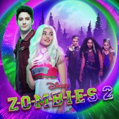 Milo Manheim, Kylee Russell, Chandler Kinney, Pearce Joza, ZOMBIES - Cast, Disney: Like the Zombies Do