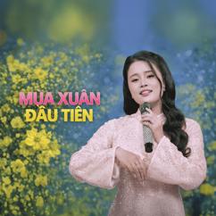 Phạm Thuỳ Linh: Mùa Xuân Đầu Tiên