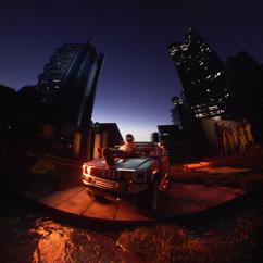 SHRTY: Pöydät kääntyy