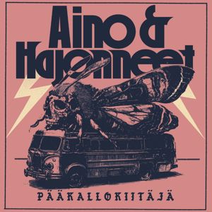 Aino & Hajonneet: Pääkallokiitäjä