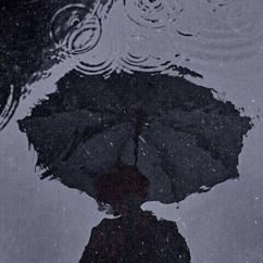和樂府: 傘是雨天的盾牌