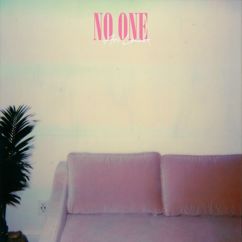 Ari Lennox: No One