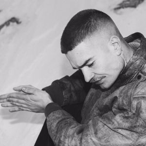 KAUKUA: Kun tulee pimee