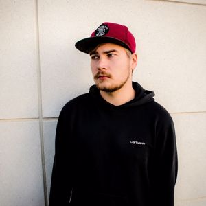 Färmy, Roope: Outo II