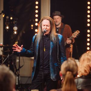 Timo Kotipelto: Marraskuu (Vain elämää kausi 17)