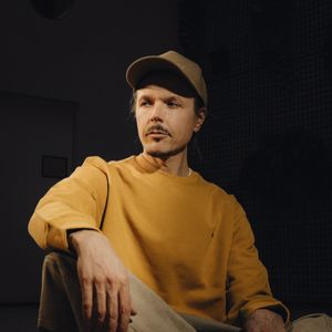 Jukka Poika: Hi-Fi