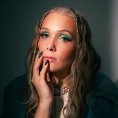 VIIVI: Olen kaunis (syntynyt voittamaan) [Vain elämää kausi 16]